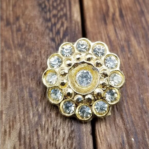 Blooming daisy crystal button vintage P215 - Picture 1 of 3